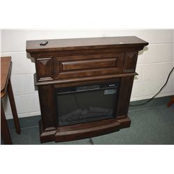 Modern electric fireplace, model no. SF103-23D with remote, working at time of cataloguing