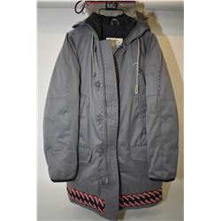 Canada North size 40 winter parka with fur lining, has been dry cleaned