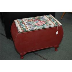 Vintage Lloyd loom hamper with tapestry upholstered top and cabriole feet