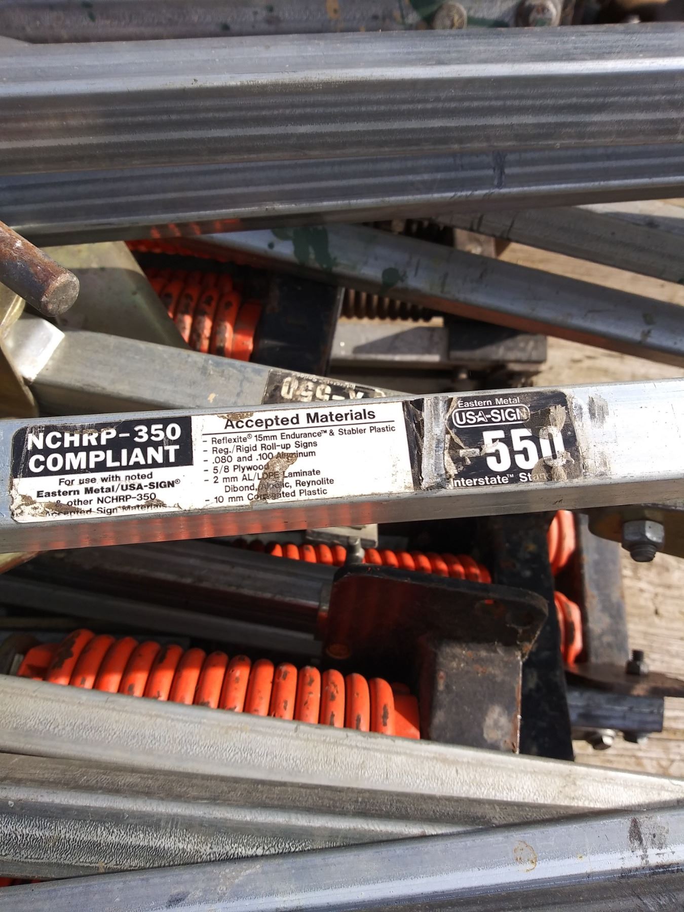 USA-SIGNS X-550 SPRING LOADED SIGN UNITS/ OVER $200.00 EA NEW