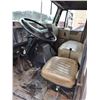 Image 5 : INTL 4900 DAY CAB W KNUCKLE BOOM
