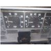 Image 11 : 1990 INTL DAY CAB TWIN SCREW YARD SEMI TRACTOR