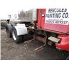 Image 4 : 1990 INTL DAY CAB TWIN SCREW YARD SEMI TRACTOR
