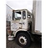 Image 2 : MACK STRAIGHT VAN BOX TRUCK