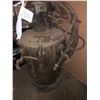 Image 2 : PAINT PRESSURE POT