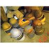 Image 3 : LOT OF BLASTING HELMETS WITH AIR TUBES