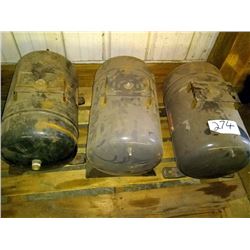 3 SHUR-DRI 7 GAL. DIAPHRAGM PRESSURE TANKS