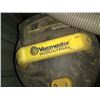 Image 2 : LOT OF 4 INDUSTRIAL VACS