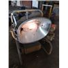 Image 3 : LARGE INDUSTRIAL WORK SITE LIGHT