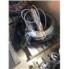 Image 5 : IN WH / Cable lots