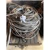 Image 7 : IN WH / Cable lots