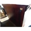 Image 3 : 2 DOOR DISPLAY CABINET
