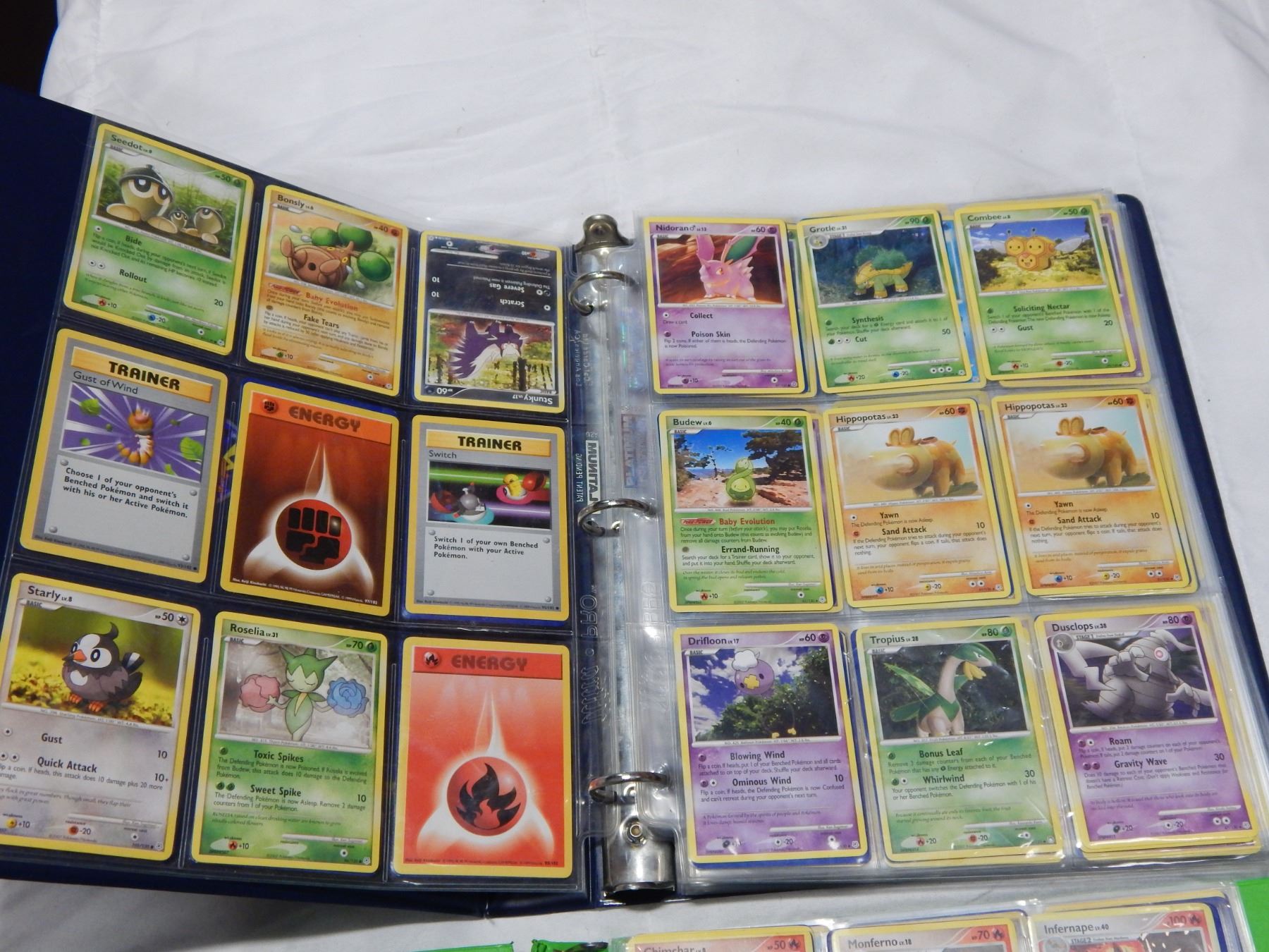 2 BINDERS OF POKEMON CARDS