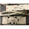 Image 8 : LOT OF SMC VALVE / MANIFOLD