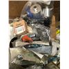 Image 10 : LOT OF SURPLUS CONNECTORS / FITTINGS / HOSE / O-RINGS / ELECTRICAL COMPONENTS