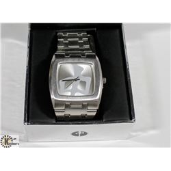 RED DRAGON S/S MENS ANALOG WRIST WATCH