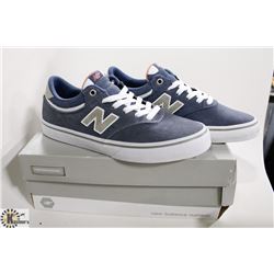 NEW BALANCE SHOE: MENS SIZE 9.5