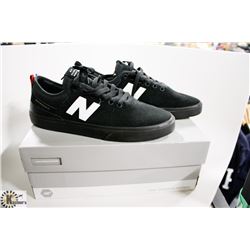 NEW BALANCE SHOE: MENS SIZE 11