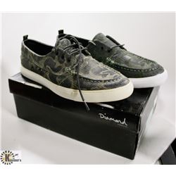 YACHT CLUB DIAMOND LOAFER CROC PATTERN SHOE: