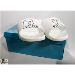 RIP AND DIP SLIDE ON SANDALS: MENS SIZE 9