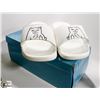 Image 1 : RIP AND DIP SLIDE ON SANDALS: MENS SIZE 10