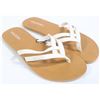 Image 1 : VOLCOM LADIES WHITE CROSSTOWN SANDALS SIZE 9