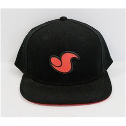 BLACK AND RED DVS SNAP BACK BALL CAP