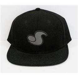 BLACK AND GREY DVS SNAP BACK BALL CAP