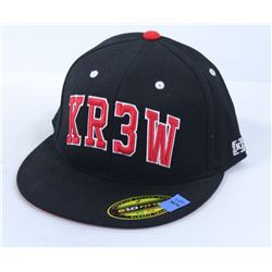 KR3W BLACK AND RED FLEX FIT 7 1/4 - 7 5/8 FITTED
