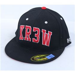 KR3W BLACK AND RED FLEX FIT 7 1/4 - 7 5/8 FITTED
