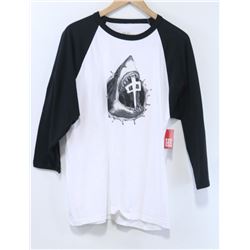 RED DRAGON MENS BLACK AND WHITE 3/4 LENGTH SHARK