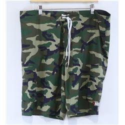 RED DRAGON MENS CAMO BOARD SHORTS SIZE 38