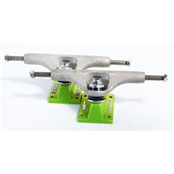 SET OF THUNDER LIME GREEN 148 SKATEBOARD TRUCKS