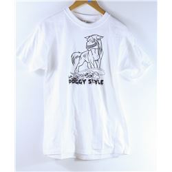 MENS WHITE DOGGY STYLE LOGO TSHIRT SIZE MEDIUM