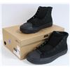 Image 1 : STRAYE UNISEX VENICE BLACK CANVAS SHOES