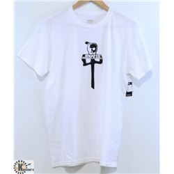 RED DRAGON WHITE SKATES MEN'S TSHIRT