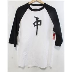 RED DRAGON MEN'S BLACK/WHITE 3/4 LENGTH LOGO SHIRT