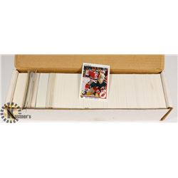 LARGE BOX OF HOCKEY CARDS