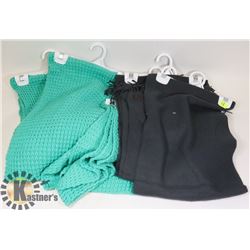 LOT OF ASSORTED SOFT SCARVES