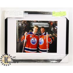 FRAMED CONNOR MCDAVID AND WAYNE GRETZKY PHOTO