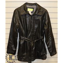 LEATHER JACKET SIZE LARGE