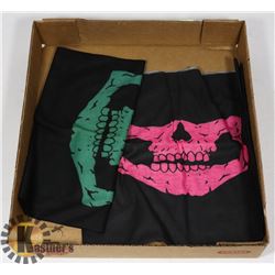 FLAT OF TWO 3D SKELETON SKULL MEN AND WOMEN  MASKS