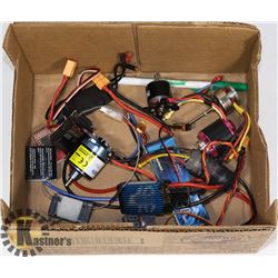 LOT OF RC PARTS (3 ESC, 4 BRUSHLESS MOTORS, ETC)