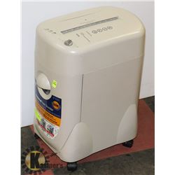 ROYAL VF1000 CROSSCUT SHREDDER