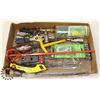 Image 1 : FLAT FULL OF ASSORTED TOOLS