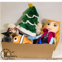 LOT OF TALKING PLUSH FIGURES, SOME