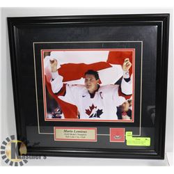 MARIO LEMIEUX GOLD MEDAL CANADA FRAMED PICTURE.