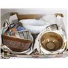 Image 1 : BOX OF ASSORTED PYREX DISHES.
