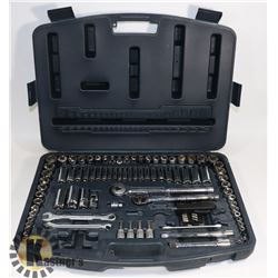 CRAFTSMAN RATCHET & SOCKET SET.