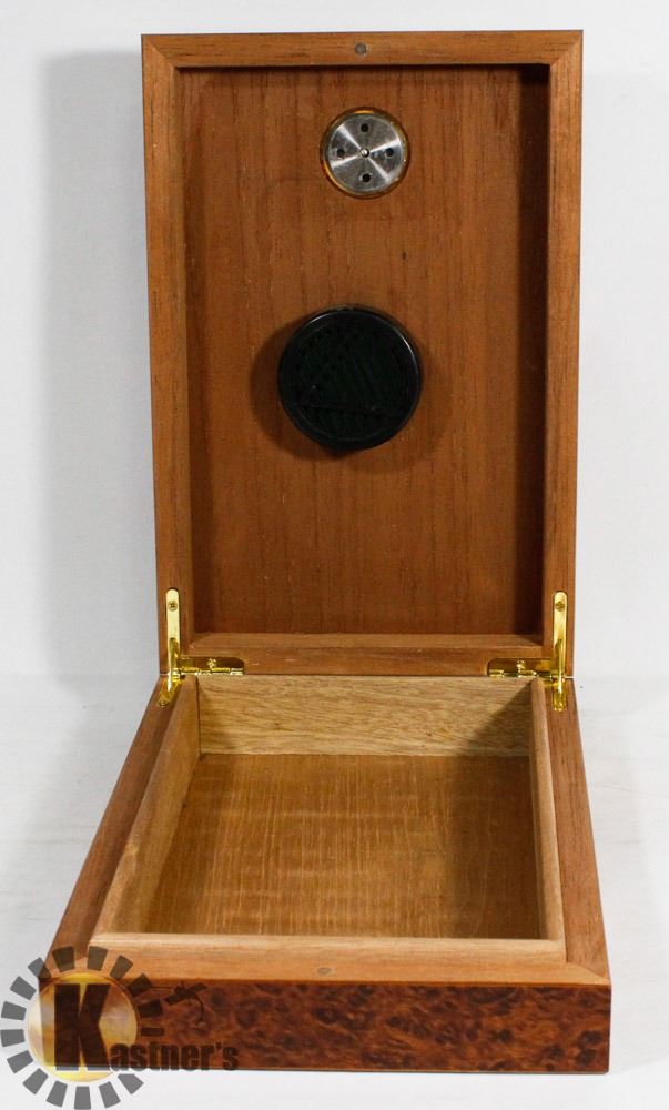 WOODEN HUMIDOR W/ HYGROMETER & SPONGE